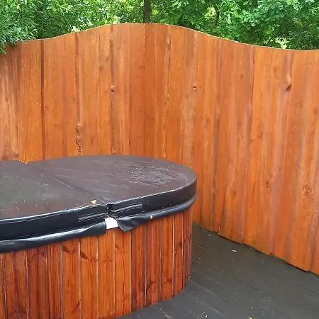 Cozy Retreat Sleeps 2 With Hot Tub & Pets Ok Casa vacanze
